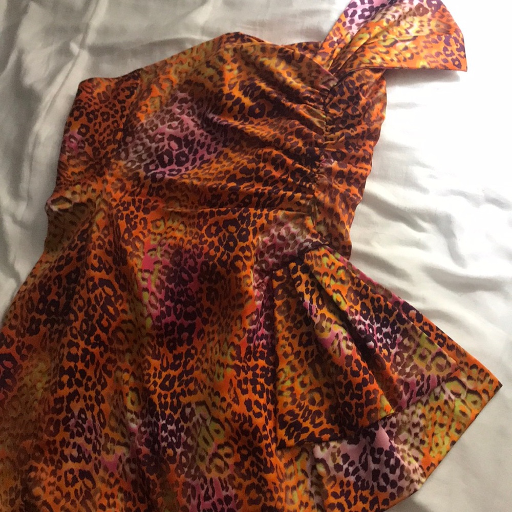 Lord and tylor ABS it is strapless dress. Size 8